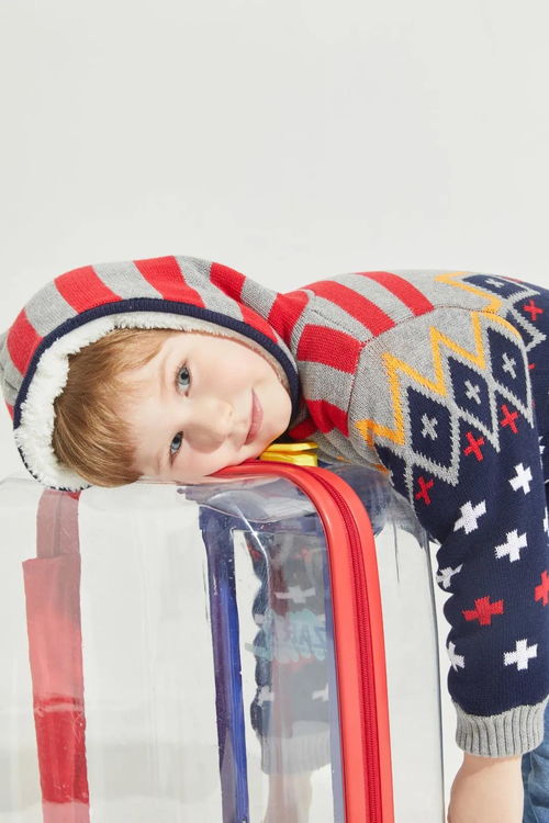 左手安全舒适，右手时尚创新 高品质童装设计如何选择